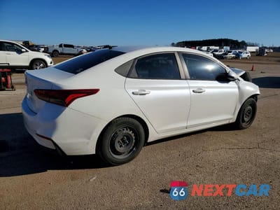 Trzecie zdjęcie samochodu z tyłu: 2020 HYUNDAI ACCENT SE VIN:3KPC24A67LE126501 - miniatura