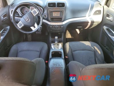 Zdjęcie 8 z 12 samochodu: 2016 DODGE JOURNEY SE VIN:3C4PDCAB1GT169803 - miniatura