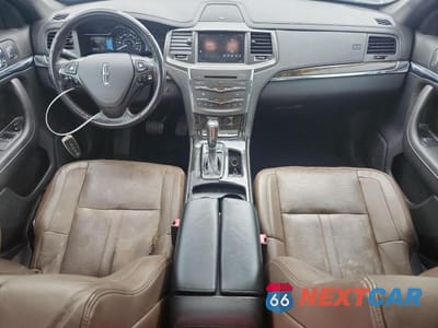 Zdjęcie 8 z 12 samochodu: 2013 LINCOLN MKS VIN:1LNHL9DK4DG602614 - miniatura