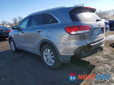 Drugie zdjęcie samochodu z przodu: 2018 KIA SORENTO LX VIN:5XYPGDA36JG426796 - miniatura