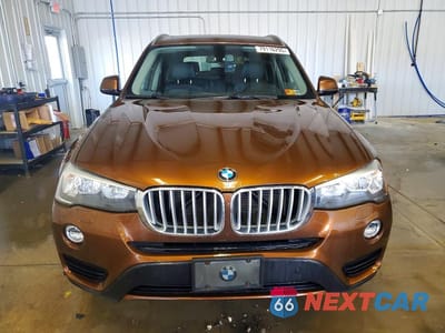 Piąte zdjęcie samochodu w środku: 2017 BMW X3 XDRIVE28I VIN:5UXWX9C32H0W69445 - miniatura