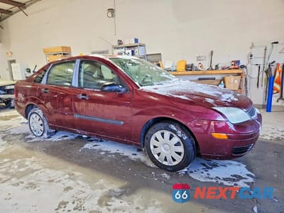 Czwarte zdjęcie samochodu z boku: 2007 FORD FOCUS ZX4 VIN:1FAFP34N67W295518 - miniatura