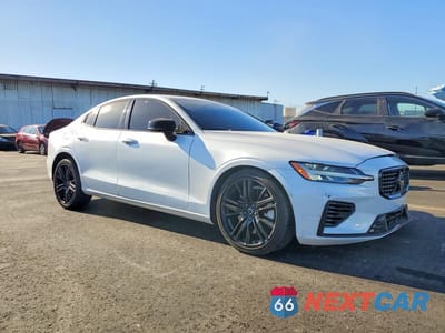 Czwarte zdjęcie samochodu z boku: 2024 VOLVO S60 ULTIMATE VIN:7JRH60FJ8RG293945 - miniatura