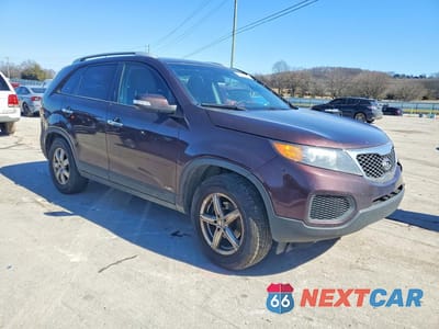 Czwarte zdjęcie samochodu z boku: 2012 KIA SORENTO LX VIN:5XYKTDA29CG244865 - miniatura