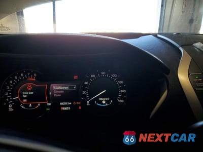 Zdjęcie 9 z 12 samochodu: 2016 LINCOLN MKZ VIN:3LN6L2GK0GR606246 - miniatura