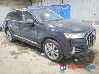 Czwarte zdjęcie samochodu z boku: 2021 AUDI Q7 PREMIUM PLUS VIN:WA1LXAF79MD014524 - miniatura