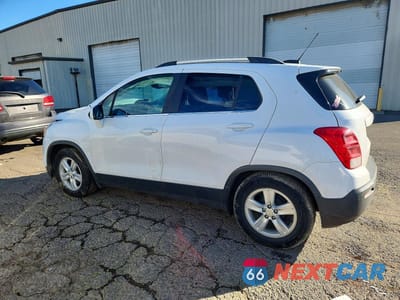 Drugie zdjęcie samochodu z przodu: 2016 CHEVROLET TRAX 1LT VIN:3GNCJLSB0GL126924 - miniatura