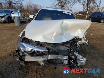 Piąte zdjęcie samochodu w środku: 2017 BMW 330 XIGT VIN:WBA8Z9C53HG453212 - miniatura