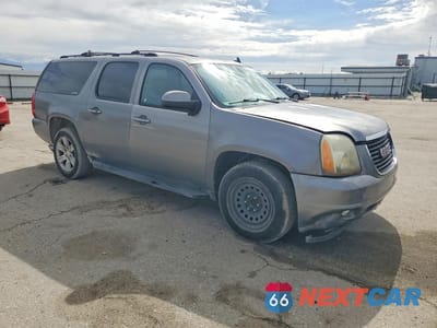 Czwarte zdjęcie samochodu z boku: 2007 GMC YUKON XL C1500 VIN:1GKFC16057J232486 - miniatura