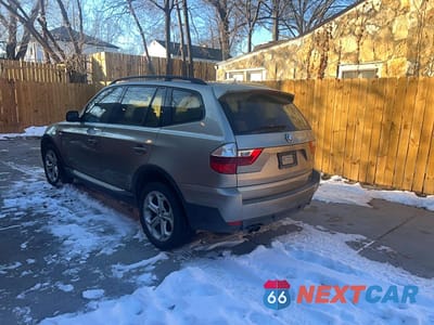 Trzecie zdjęcie samochodu z tyłu: 2009 BMW X3 XDRIVE30I VIN:WBXPC93499WJ24502 - miniatura