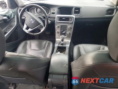 Zdjęcie 8 z 12 samochodu: 2016 VOLVO S60 PREMIER VIN:YV1612TK2G2394190 - miniatura