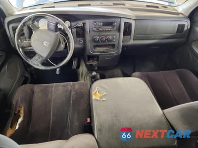 Zdjęcie 8 z 12 samochodu: 2004 DODGE RAM 1500 ST VIN:1D7HU18DX4S708406 - miniatura