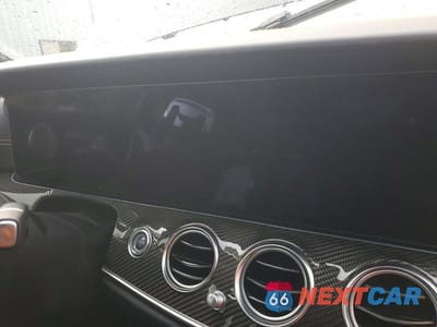 Zdjęcie 9 z 12 samochodu: 2023 MERCEDES-BENZ E 63 AMG-S 4MATIC VIN:W1KZF8KB5PB144764 - miniatura