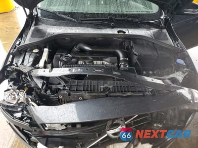 Zdjęcie 11 z 13 samochodu: 2014 VOLVO S60 T5 VIN:YV1612FS4E2275727 - miniatura