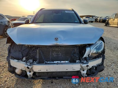 Piąte zdjęcie samochodu w środku: 2018 MERCEDES-BENZ GLC 43 4MATIC AMG VIN:WDC0G6EB8JF437276 - miniatura