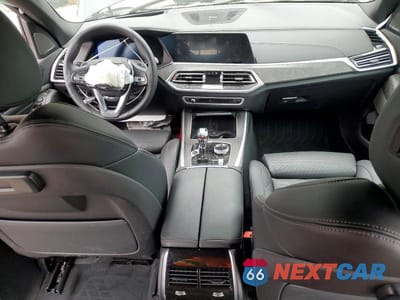 Zdjęcie 8 z 12 samochodu: 2023 BMW X5 XDRIVE45E VIN:5UXTA6C05P9R92228 - miniatura