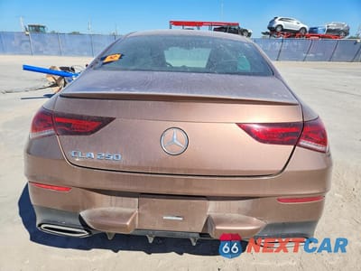 Zdjęcie 6 z 11 samochodu: 2022 MERCEDES-BENZ CLA 250 VIN:W1K5J4GB8NN249440 - miniatura