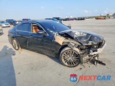 Czwarte zdjęcie samochodu z boku: 2018 BMW 540 I VIN:WBAJE5C56JWA97472 - miniatura