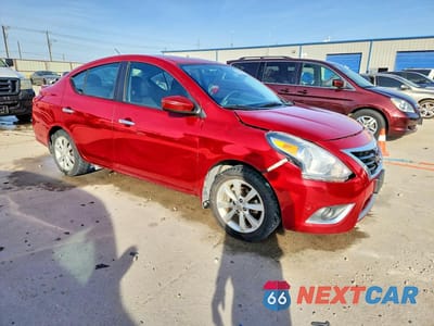 Czwarte zdjęcie samochodu z boku: 2015 NISSAN VERSA 1.6 SL VIN:3N1CN7AP4FL920201 - miniatura