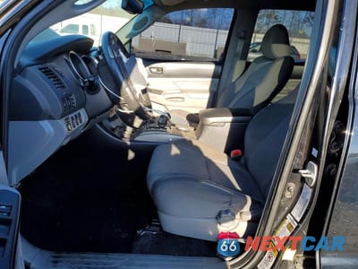 Zdjęcie 7 z 11 samochodu: 2013 TOYOTA TACOMA V6 VIN:5TFLU4EN1DX070777 - miniatura