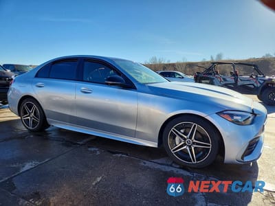 Czwarte zdjęcie samochodu z boku: 2024 MERCEDES-BENZ C 300 4MATIC VIN:W1KAF4HB7RR184559 - miniatura