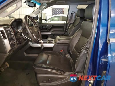 Zdjęcie 7 z 11 samochodu: 2017 CHEVROLET SILVERADO K2500 HEAVY DUTY LTZ VIN:1GC1KWEG1HF132636 - miniatura