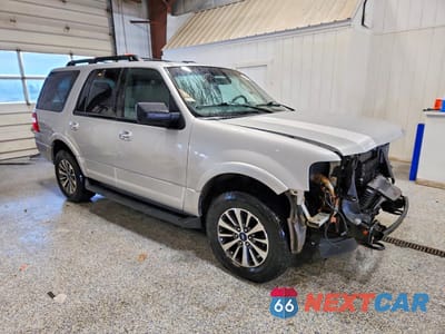 Czwarte zdjęcie samochodu z boku: 2017 FORD EXPEDITION XLT VIN:1FMJU1JT4HEA22374 - miniatura
