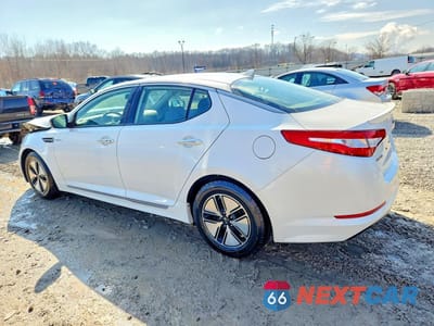 Drugie zdjęcie samochodu z przodu: 2013 KIA OPTIMA HYBRID LX VIN:KNAGM4AD3D5038470 - miniatura