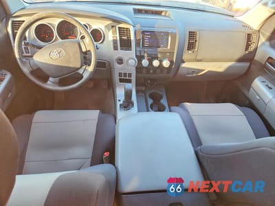 Zdjęcie 8 z 12 samochodu: 2008 TOYOTA TUNDRA DOUBLE CAB VIN:5TFBV54108X065945 - miniatura