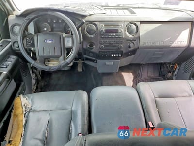 Zdjęcie 8 z 12 samochodu: 2012 FORD F550 SUPER DUTY VIN:1FD0W5GT4CEC33829 - miniatura