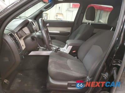 Zdjęcie 7 z 13 samochodu: 2010 MERCURY MARINER VIN:4M2CN9BG1AKJ07202 - miniatura