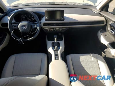 Zdjęcie 8 z 12 samochodu: 2025 HONDA HR-V LX VIN:3CZRZ1H30SM757525 - miniatura