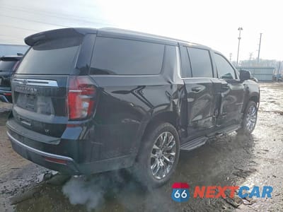 Trzecie zdjęcie samochodu z tyłu: 2022 CHEVROLET SUBURBAN K1500 LT VIN:1GNSKCKD3NR113505 - miniatura