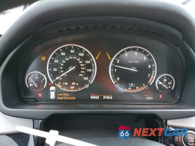 Zdjęcie 9 z 14 samochodu: 2016 BMW X5 XDRIVE50I VIN:5UXKR6C57G0J82359 - miniatura