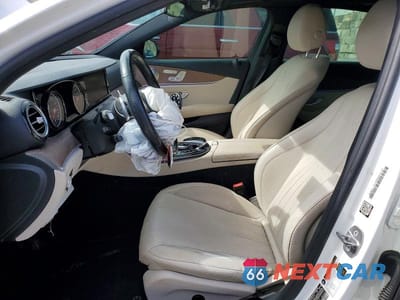 Zdjęcie 7 z 11 samochodu: 2017 MERCEDES-BENZ E 300 4MATIC VIN:WDDZF4KBXHA046233 - miniatura