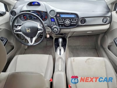 Zdjęcie 8 z 13 samochodu: 2013 HONDA INSIGHT EX VIN:JHMZE2H70DS000370 - miniatura