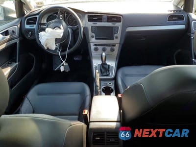 Zdjęcie 8 z 11 samochodu: 2017 VOLKSWAGEN GOLF S VIN:3VW217AU5HM067778 - miniatura