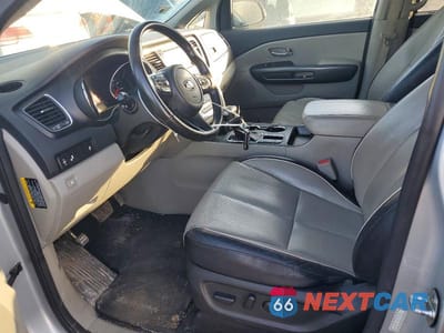 Zdjęcie 7 z 11 samochodu: 2019 KIA SEDONA VIN:KNDMB5C17K6510522 - miniatura