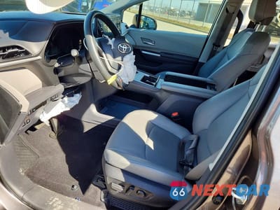 Zdjęcie 7 z 13 samochodu: 2024 TOYOTA SIENNA XLE 7-PASSENGER VIN:5TDYSKFC8RS124909 - miniatura