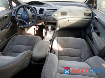 Zdjęcie 8 z 13 samochodu: 2009 HONDA CIVIC LX VIN:19XFA16579E022310 - miniatura