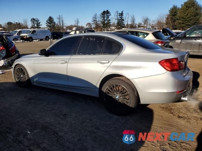 Drugie zdjęcie samochodu z przodu: 2015 BMW 335 XI VIN:WBA3B9C53FF589292 - miniatura