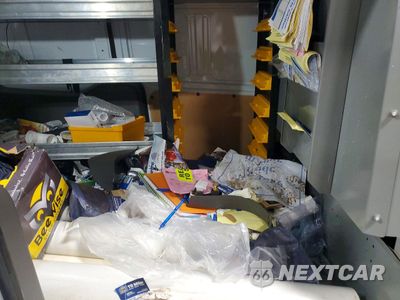 Zdjęcie 11 z 14 samochodu: 2022 FORD TRANSIT CONNECT UTILITY / SERVICE VAN VIN:NM0LS7S24N1537354 - miniatura