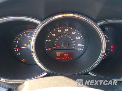Zdjęcie 9 z 14 samochodu: 2012 KIA SORENTO BASE VIN:5XYKT4A61CG206405 - miniatura