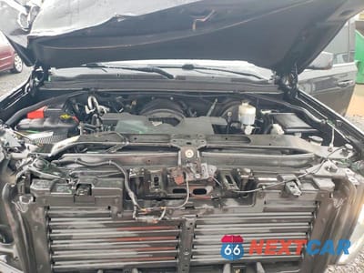 Zdjęcie 12 z 12 samochodu: 2019 CHEVROLET TAHOE K1500 LT VIN:1GNSKBKC8KR106742 - miniatura