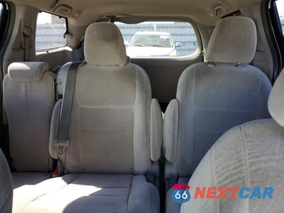 Zdjęcie 10 z 12 samochodu: 2017 TOYOTA SIENNA LE VIN:5TDKZ3DC5HS807224 - miniatura