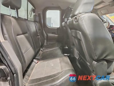 Zdjęcie 10 z 12 samochodu: 2005 NISSAN TITAN XE VIN:1N6AA06B15N505692 - miniatura