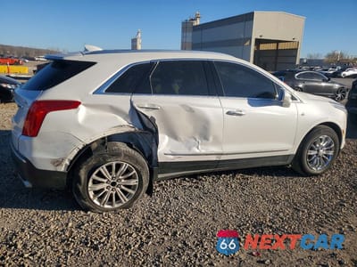 Trzecie zdjęcie samochodu z tyłu: 2019 CADILLAC XT5 VIN:1GYKNARS9KZ125186 - miniatura