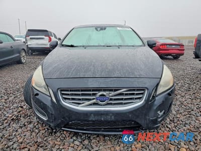Piąte zdjęcie samochodu w środku: 2012 VOLVO S60 T5 VIN:YV1622FS0C2118402 - miniatura