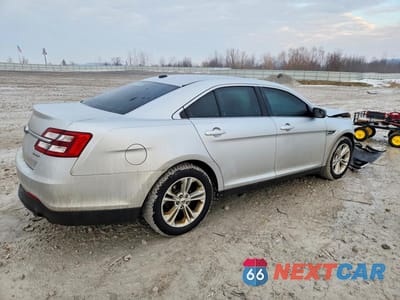 Trzecie zdjęcie samochodu z tyłu: 2015 FORD TAURUS SE VIN:1FAHP2D85FG154025 - miniatura