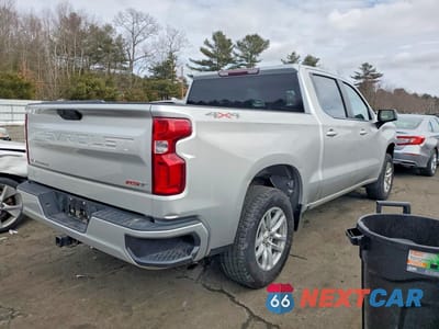 Trzecie zdjęcie samochodu z tyłu: 2019 CHEVROLET SILVERADO K1500 RST VIN:3GCPYEEK6KG112511 - miniatura